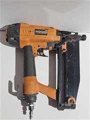 RIDGID 16ga 2-1/2